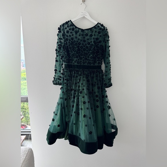 MAC DUGGAL Green Velvet Embellished Illusion Long Sleeve A Line Midi Dress 12 - Picture 10 of 13